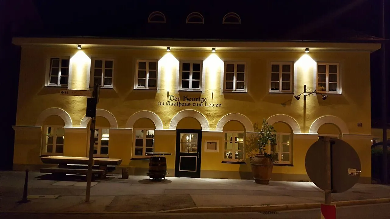 Der Heurige Im Gasthaus Zum Loewen location